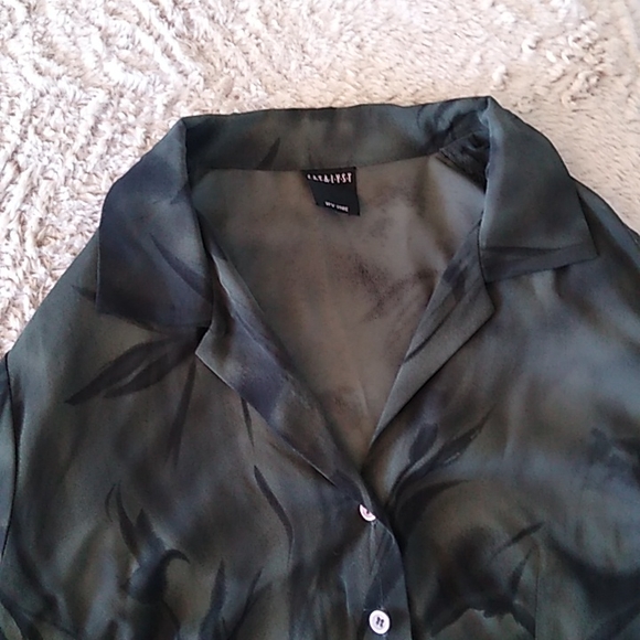 Catalyst Top - Picture 8 of 13